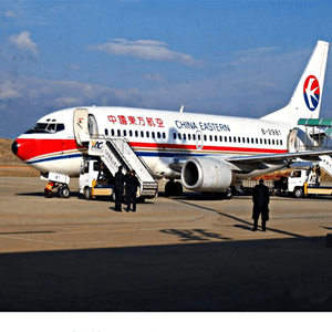 萨尔图机场物流航空快运业稳步发展的原因是什么？